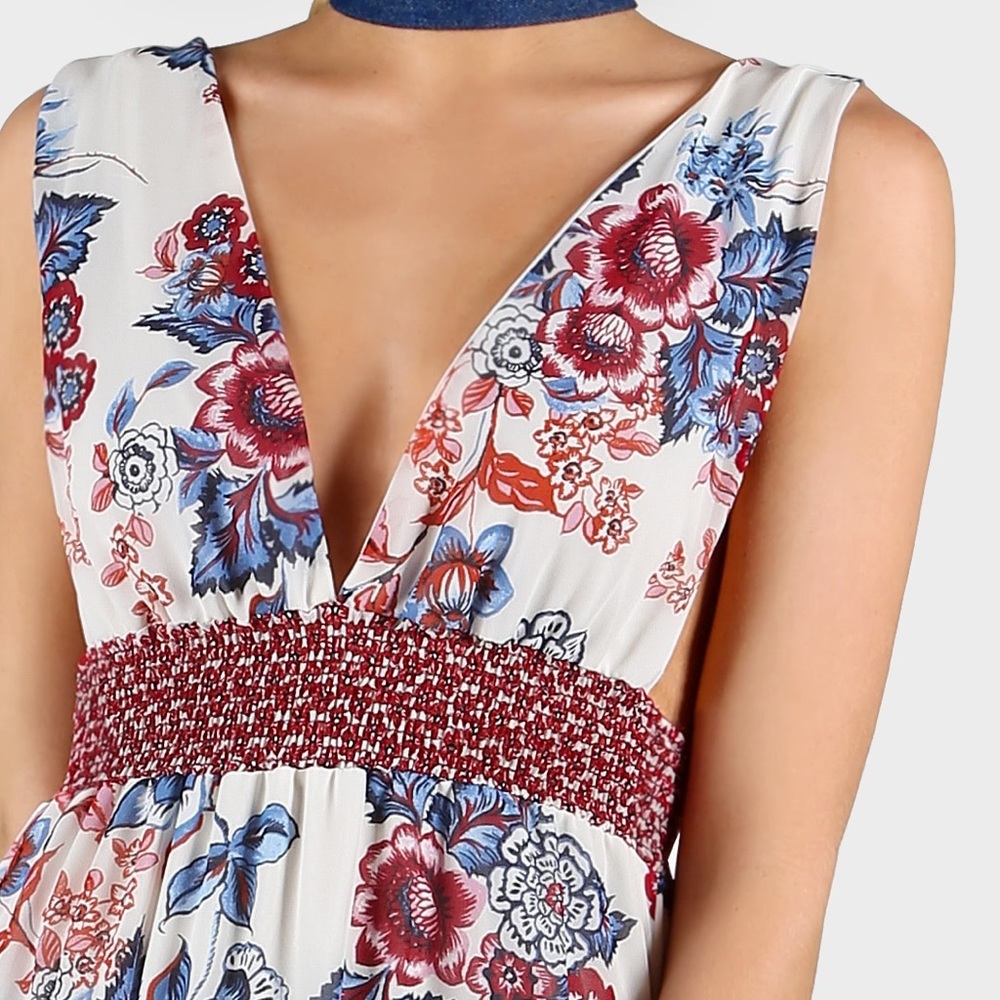 Halter floral maxi dress - Picture 2 of 5